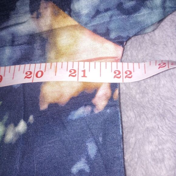 Tie-Dye Salem Graphic T-Shirt Size XL NWOT P2P 22 in - Picture 4 of 5